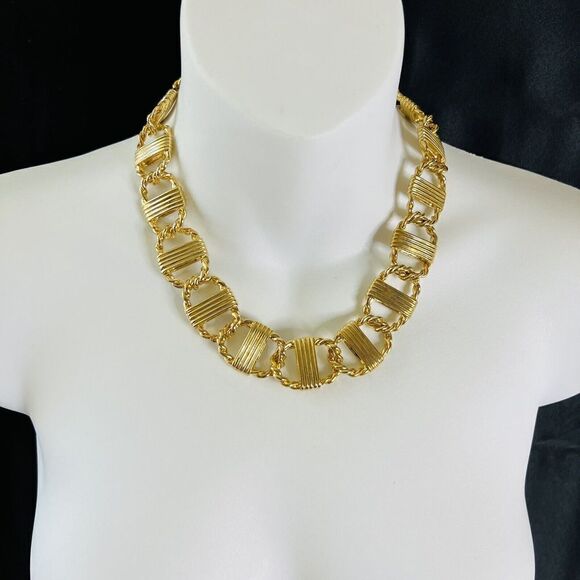 Vintage CIRO Bold Gold Plate Chunky Luxury Choker Necklace Wide Heavy 145gr 1343 - Picture 2 of 16